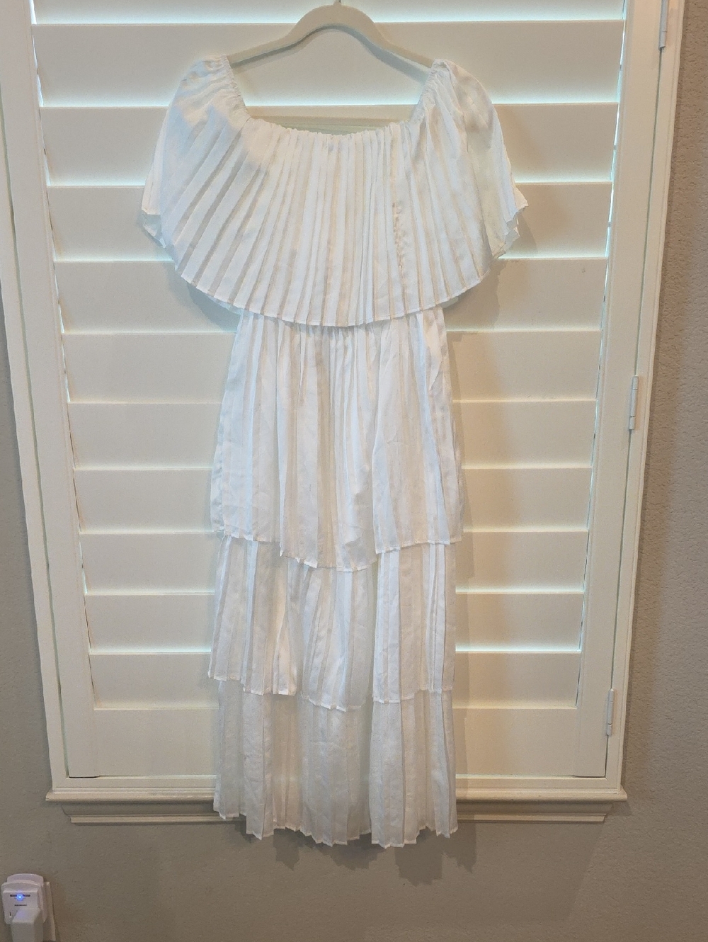 New White Tiered Off-Shoulder Maxi Dress